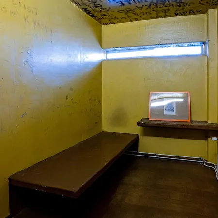 Hiisi - Private 2* Vihti