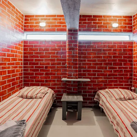 Hiisi - Private Hotel